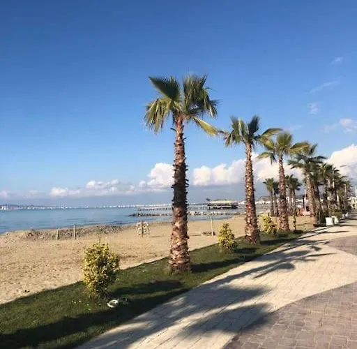 Luky Albania Golem (Tirana)