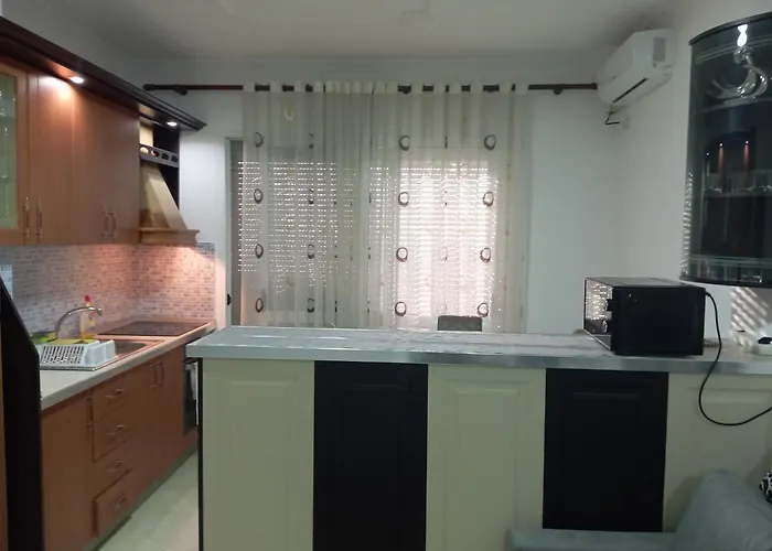 Luky Albania * Golem (Tirana)